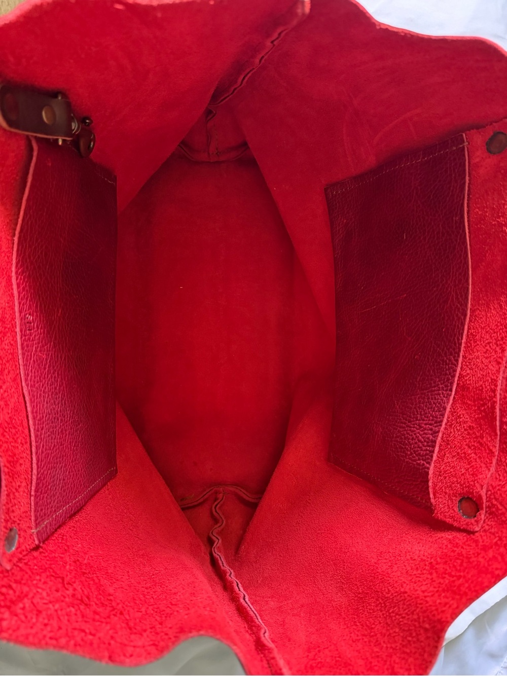 Go Forth Goods Large Avery tote in Cranberry - Picture 6 of 10